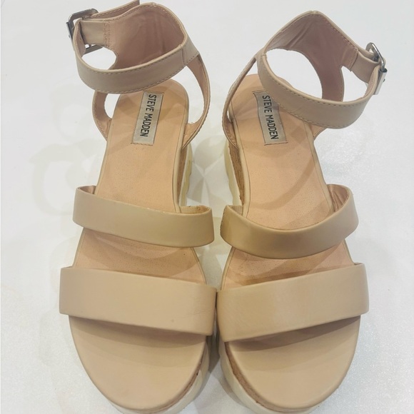 Steve Madden Beige Strappy Sandals size 9.5 - Picture 7 of 9